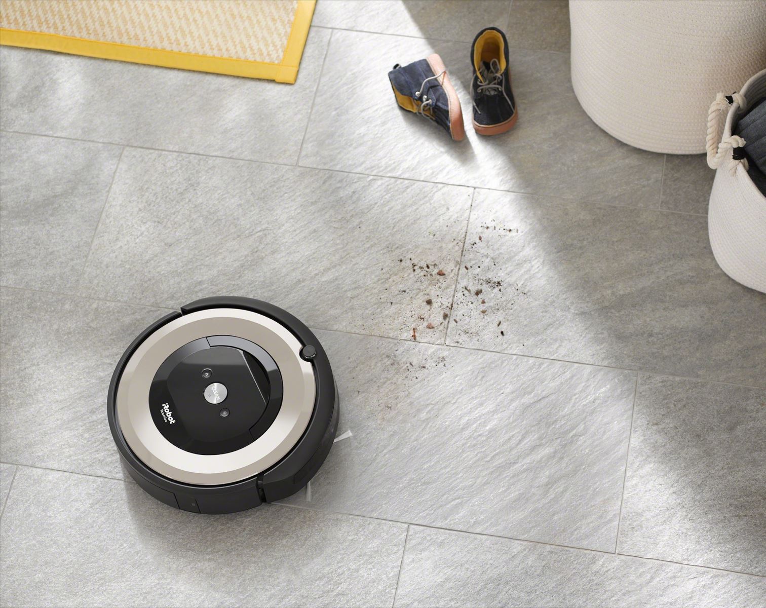 Robotický vysávač iRobot Roomba e6