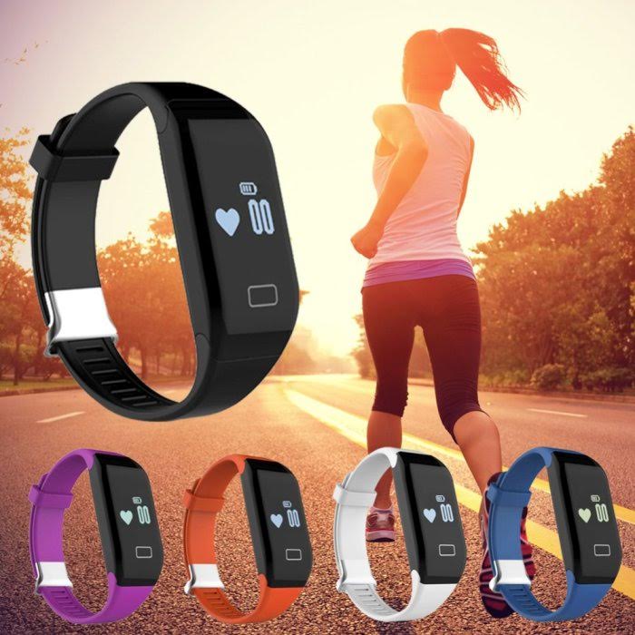 Šikovný náramok Deveroux H3